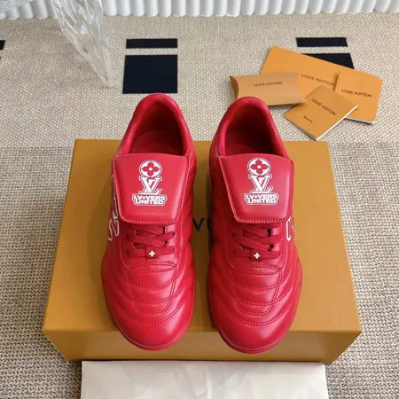 ルイヴィトン スニーカー