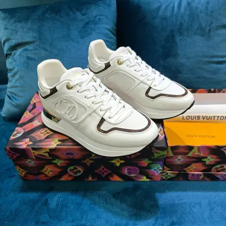 ルイヴィトン スニーカー