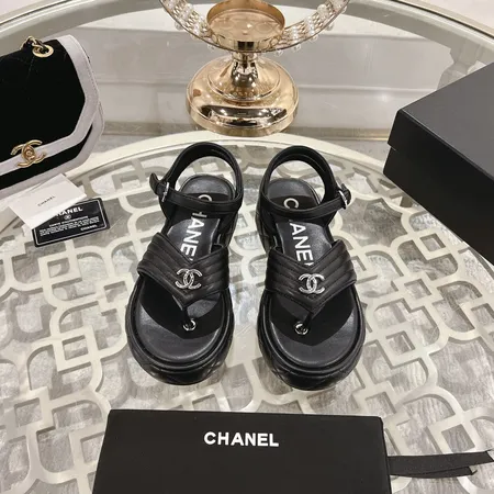 シャネル サンダル