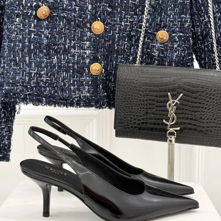 セリーヌ サンダル