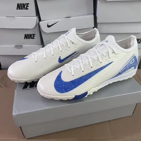 ナイキ スニーカー