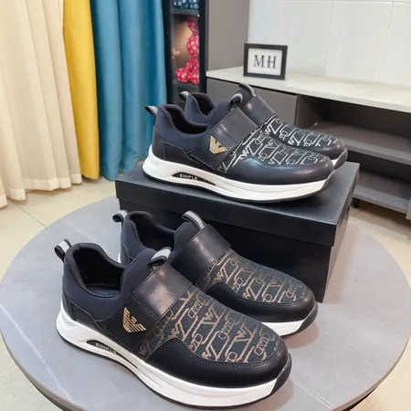 アルマーニ カジュアルシューズ