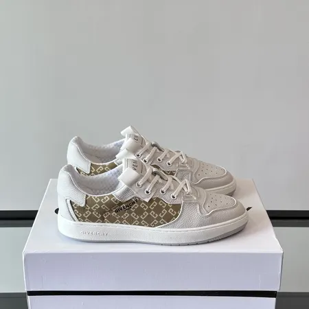 ジバンシィ カジュアルシューズ