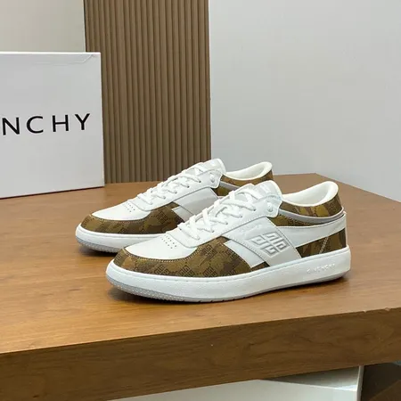 ジバンシィ カジュアルシューズ