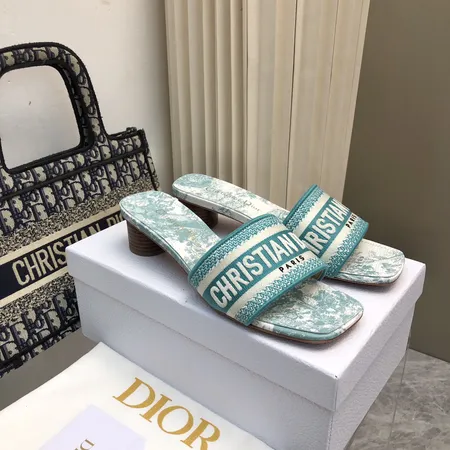 ディオール スリッパ