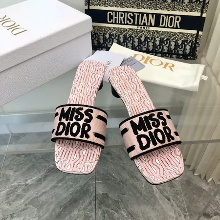 ディオール スリッパ