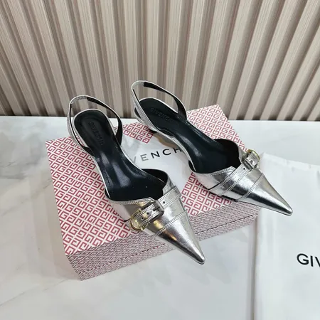 ジバンシィ サンダル