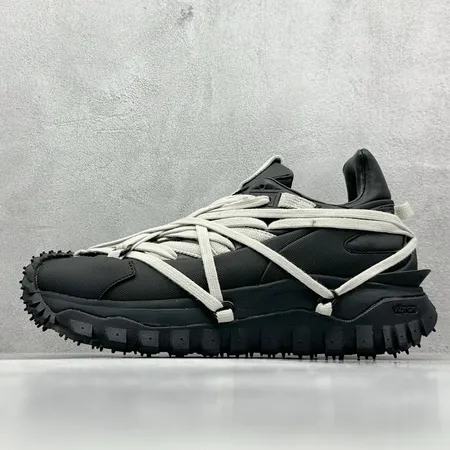 モンクレール スニーカー