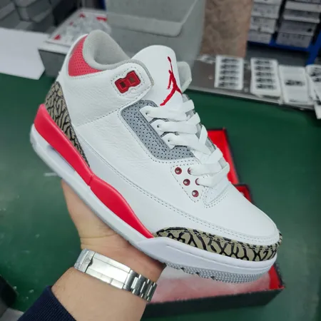 エアジョーダン カジュアルシューズ