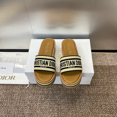 ディオール スリッパ