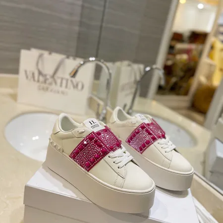 ヴァレンティノ カジュアルシューズ