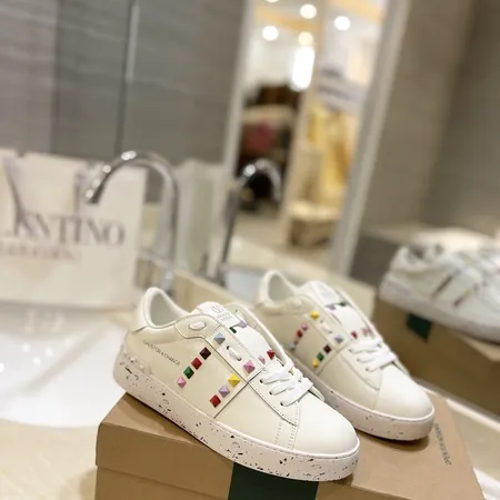 ヴァレンティノ カジュアルシューズ