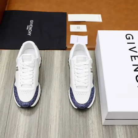 ジバンシィ スニーカー