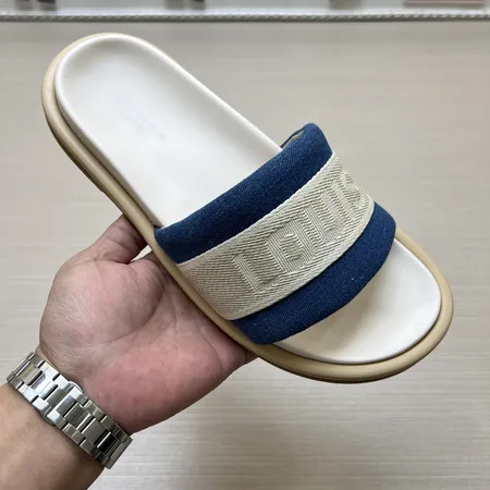 ルイヴィトン スリッパ