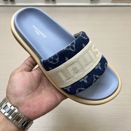 ルイヴィトン スリッパ