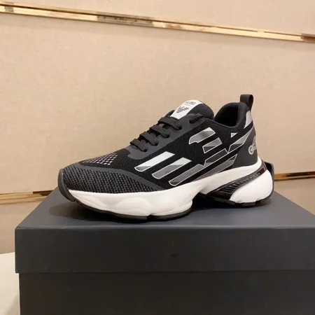 アルマーニ スニーカー