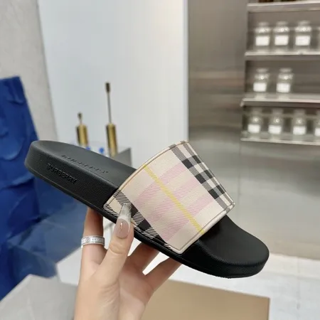 バーバリー ス スリッパ