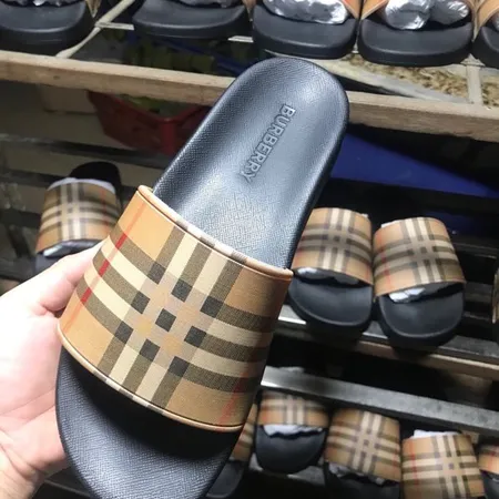バーバリー ス スリッパ