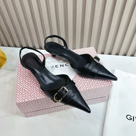 ジバンシィ サンダル