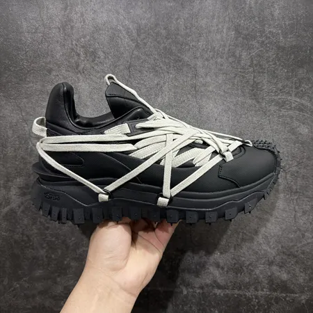 モンクレール スニーカー