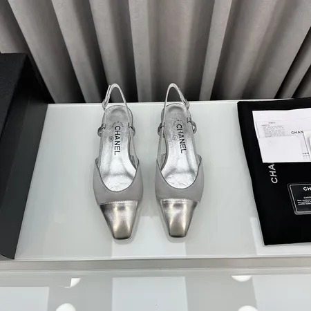 シャネル サンダル