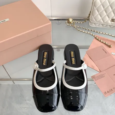 ミュウミュウ スリッパ