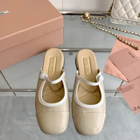 ミュウミュウ スリッパ