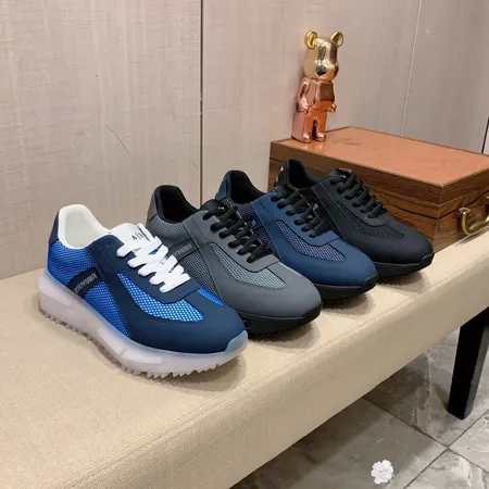 アルマーニ スニーカー