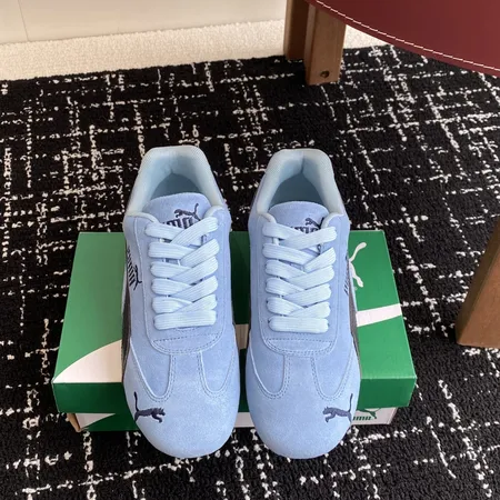 プーマ カジュアルシューズ