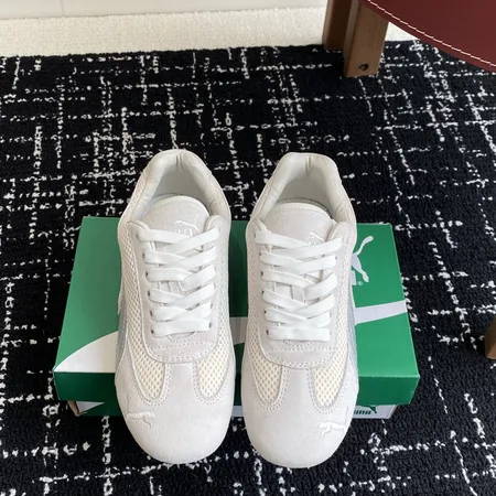 プーマ カジュアルシューズ