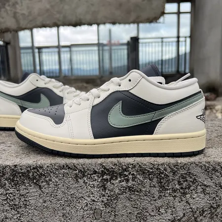 エアジョーダン スニーカー