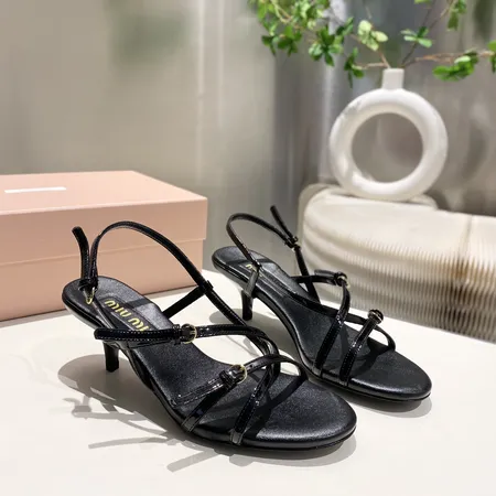 ミュウミュウ サンダル