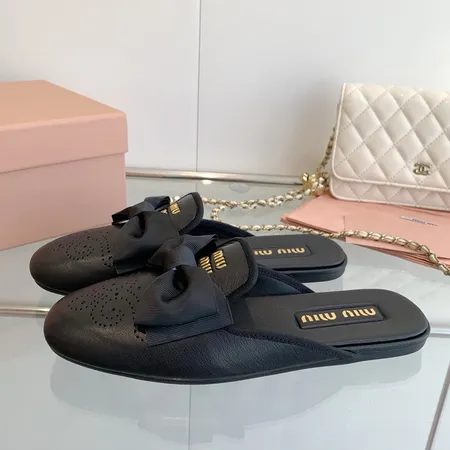 ミュウミュウ スリッパ