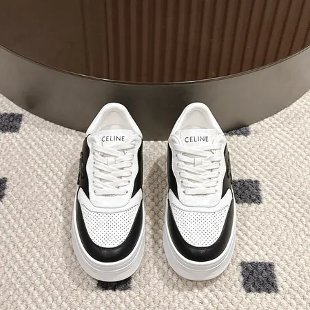 セリーヌ カジュアルシューズ