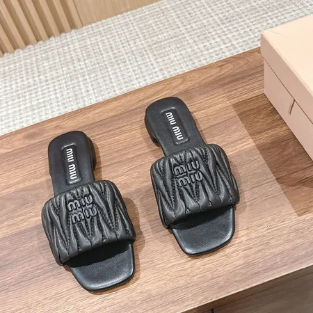 ミュウミュウ スリッパ