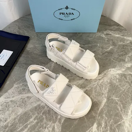 プラダ サンダル