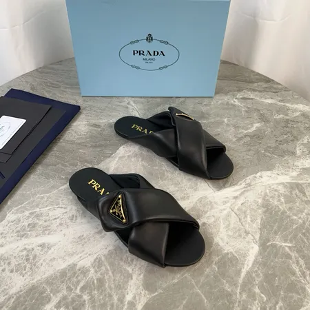 プラダ スリッパ