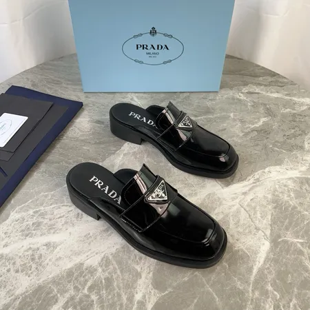 プラダ スリッパ