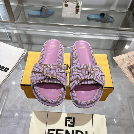 フェンディ スリッパ
