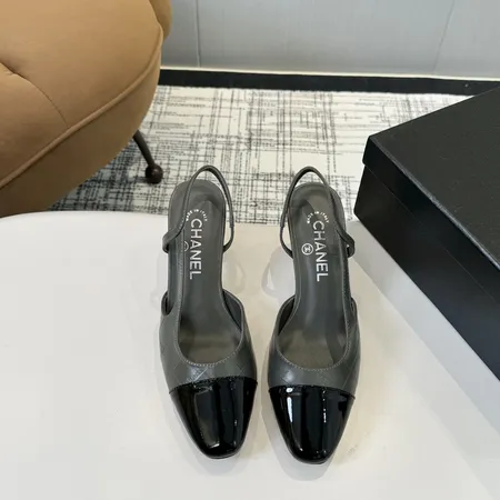 シャネル サンダル