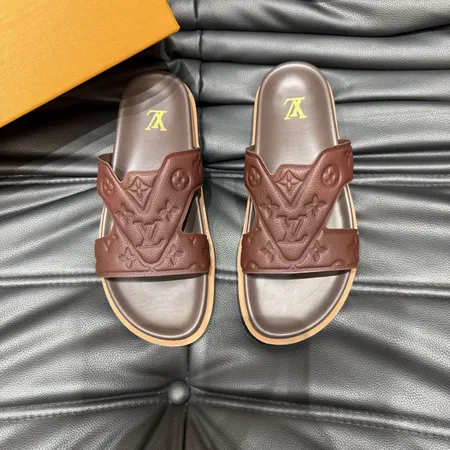 ルイヴィトン スリッパ