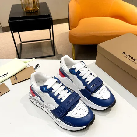 バーバリー ス スニーカー