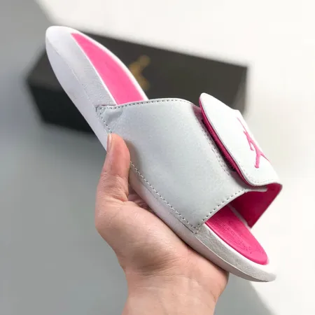 エアジョーダン スリッパ