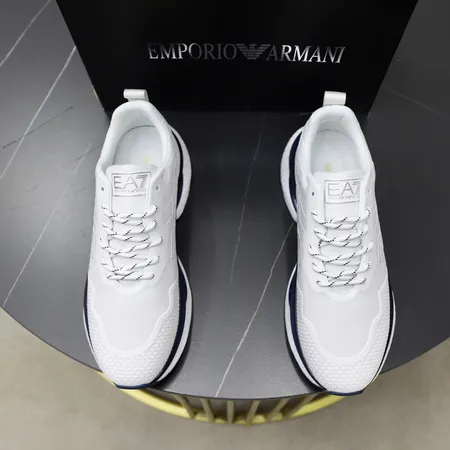 アルマーニ スニーカー