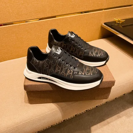 アルマーニ スニーカー