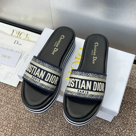 ディオール スリッパ