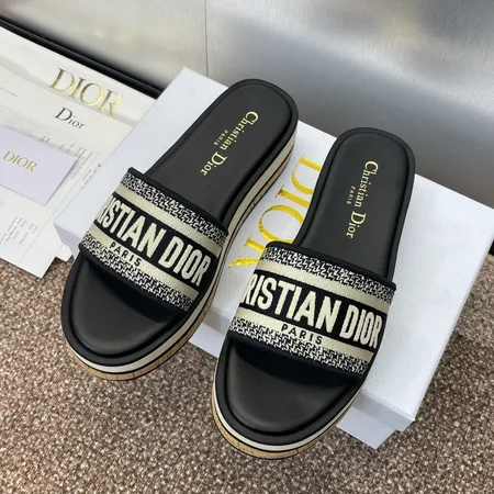 ディオール スリッパ