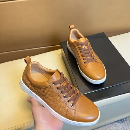 ボッテガ ヴェネタ カジュアルシューズ