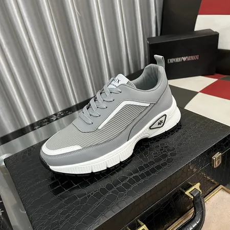 アルマーニ カジュアルシューズ