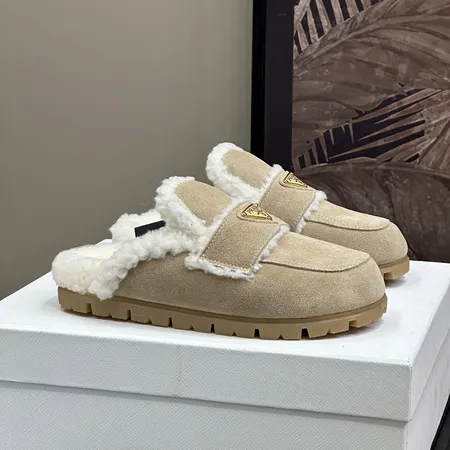 プラダ スリッパ